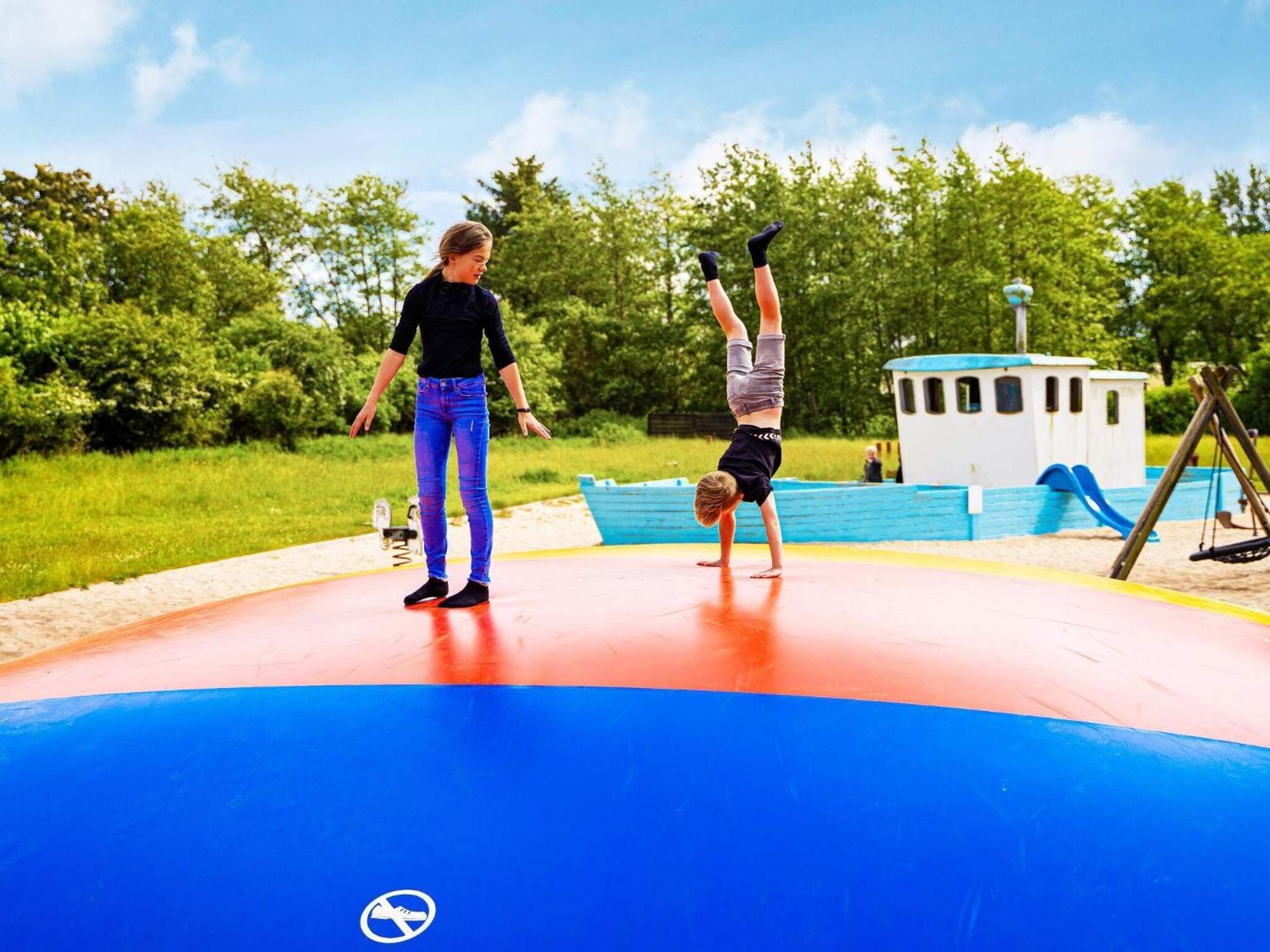 14 Person Holiday Home On A Holiday Park In Bl Vand Blåvand المظهر الخارجي الصورة